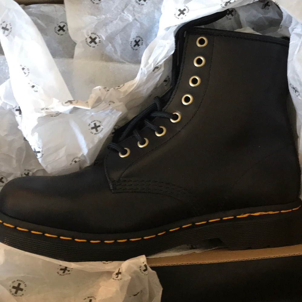 Dr Martens, Agua Glide, dm’s Navy, Wm 9 Mn 8